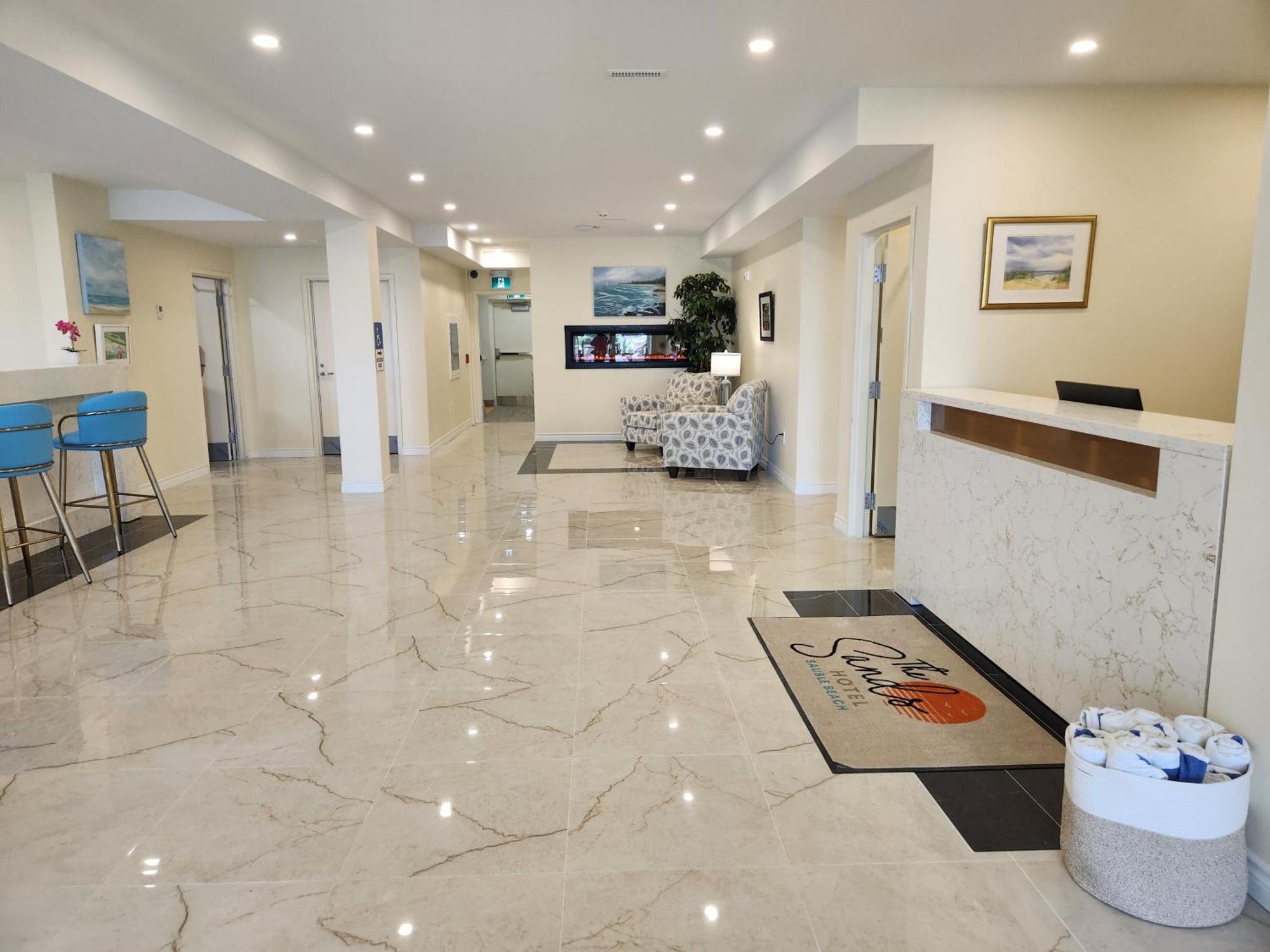 The Sands Hotel Sauble Beach Εξωτερικό φωτογραφία
