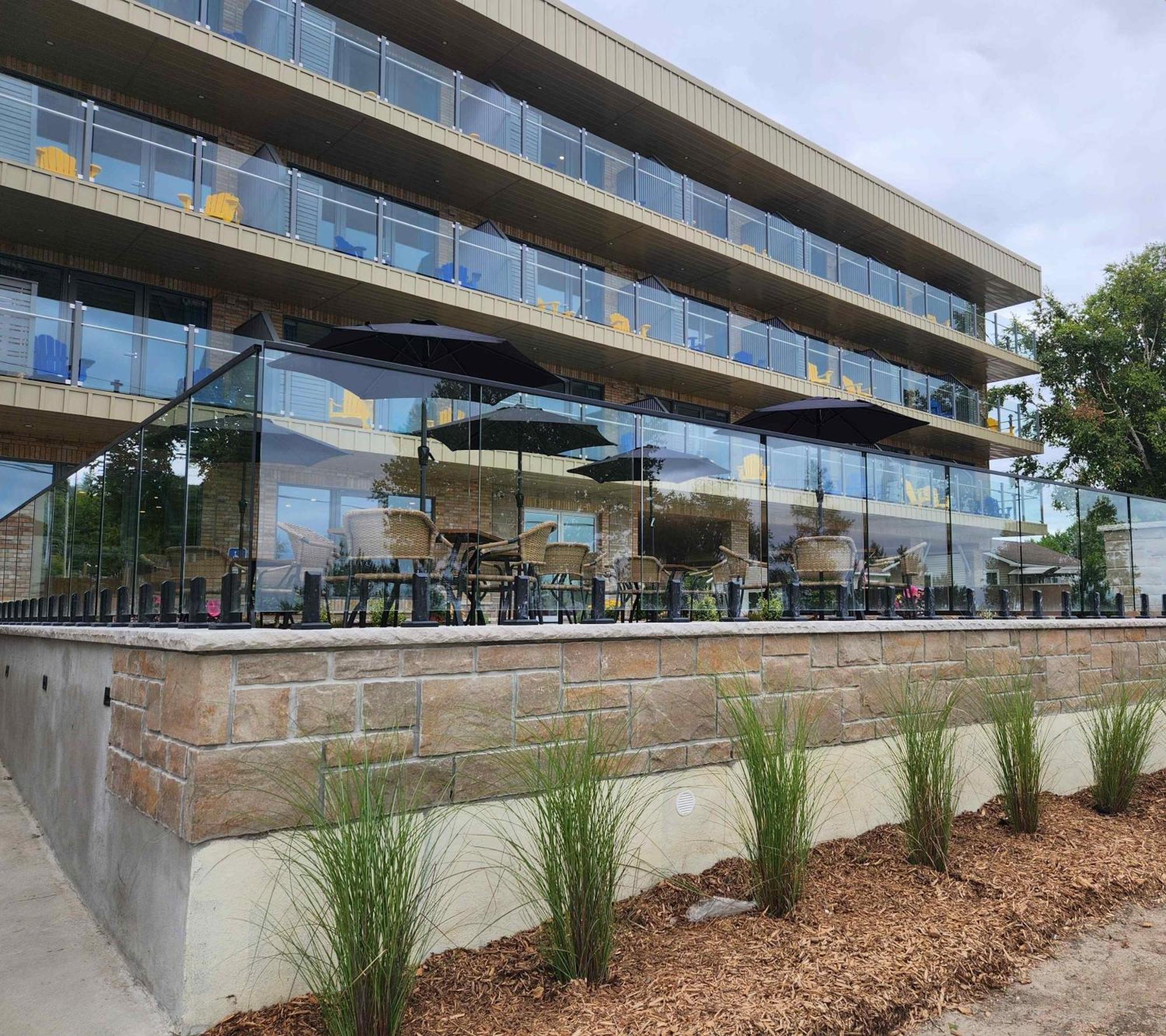 The Sands Hotel Sauble Beach Εξωτερικό φωτογραφία